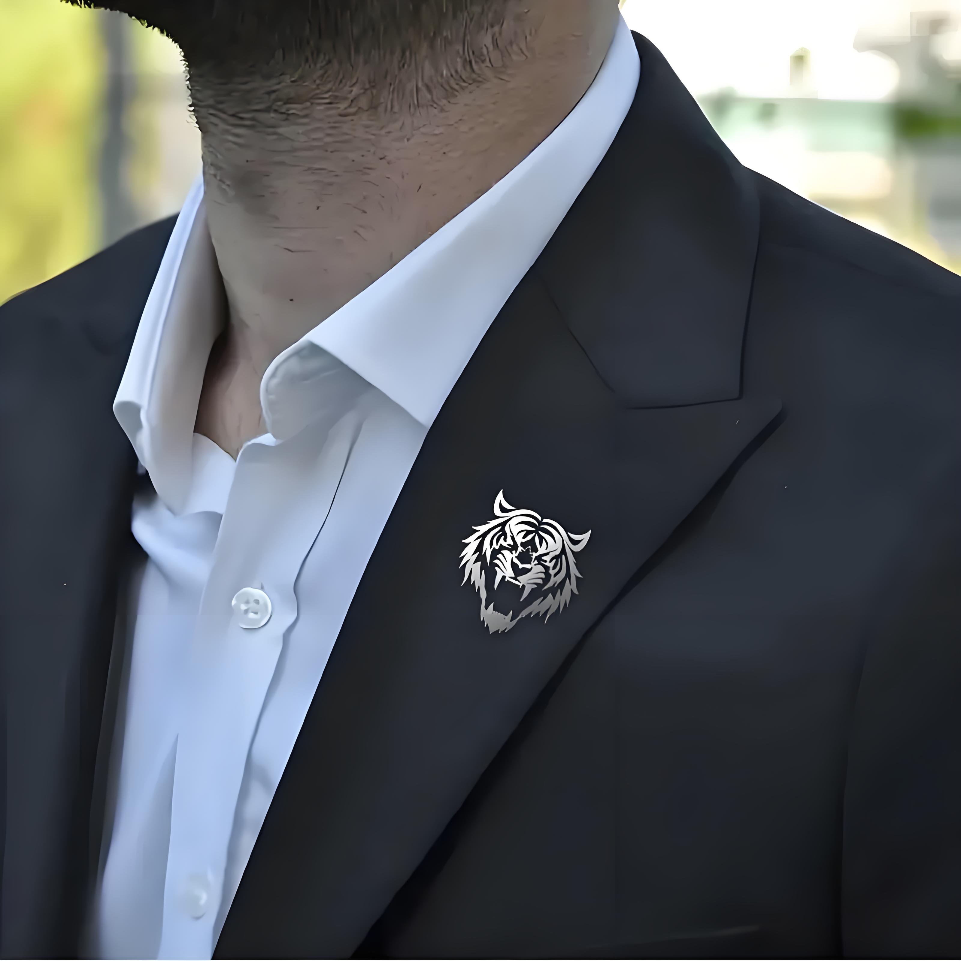 Tuxedo Lapel Pin - Erkek Paslanmaz Çelik Kaplan Kafası Yaka